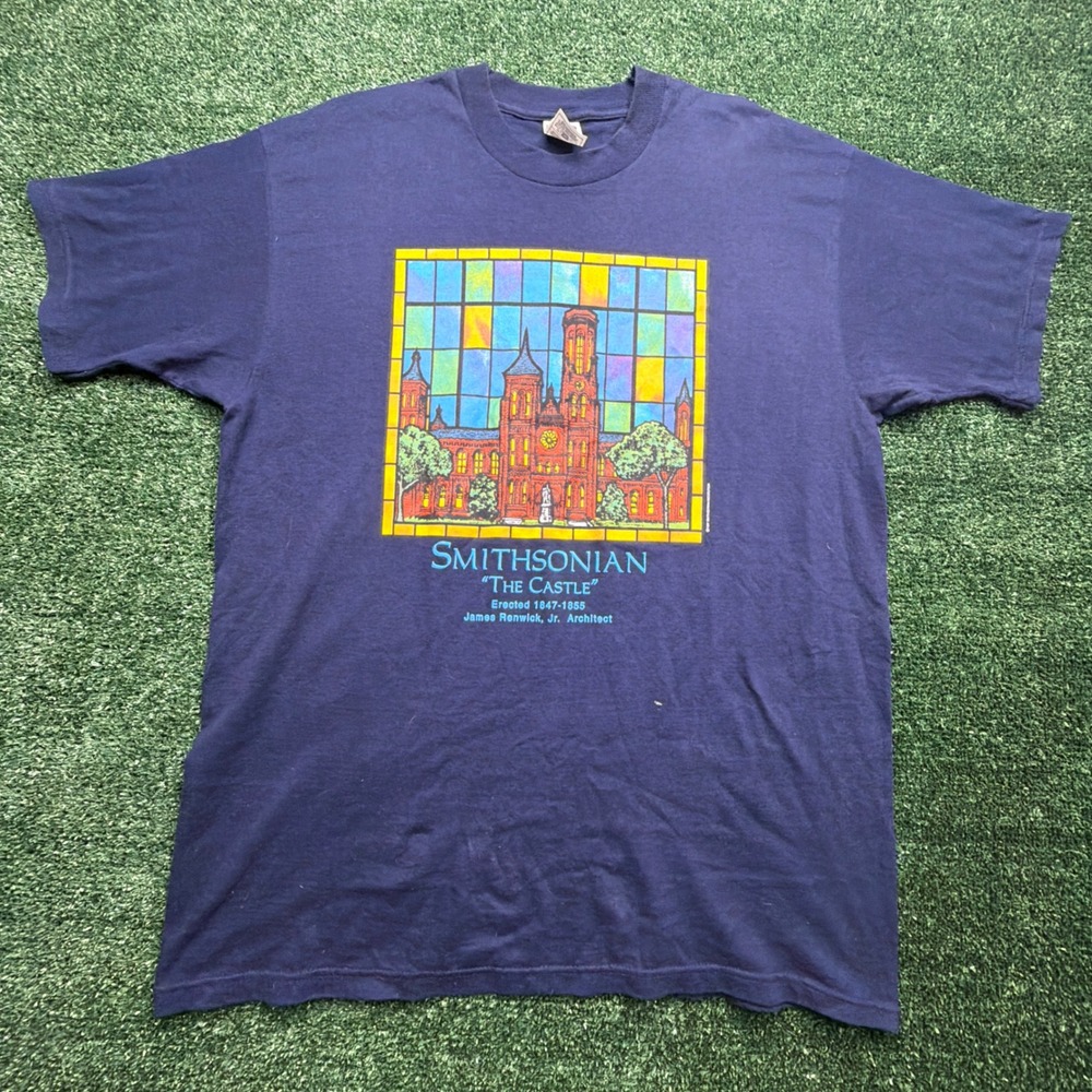 Vintage Y2K Smithsonian The Castle T Shirt Mens XL Navy Blue Graphic Tee Fruit